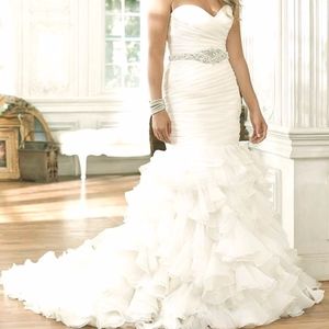 Maggie Sottero Divina Gown (NO ALTERATIONS)